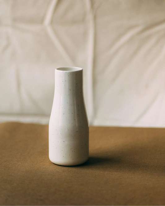 Karafka ceramiczna TAP w kolorze białym